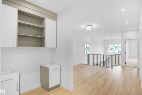 23 Trill Point(E), Spruce Grove, AB - Indoor Photo Showing Other Room