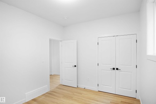 23 Trill Point(E), Spruce Grove, AB - Indoor Photo Showing Other Room