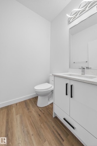 1 10 Salisbury Way, Sherwood Park, AB - Indoor Photo Showing Bathroom