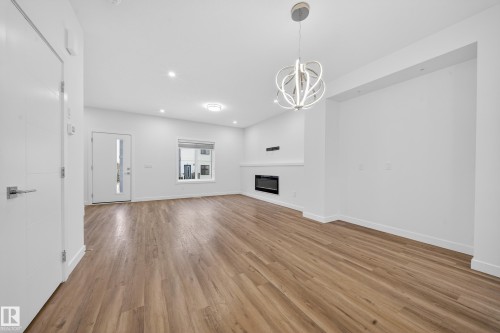 1 10 Salisbury Way, Sherwood Park, AB - Indoor Photo Showing Other Room
