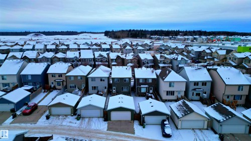 8533 Ellis Link, Edmonton, AB - Outdoor With Facade