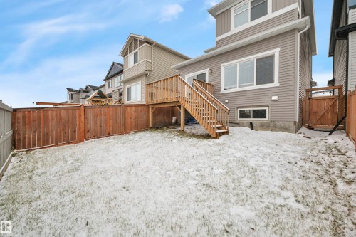 944 Berg Place, Leduc, AB - Outdoor