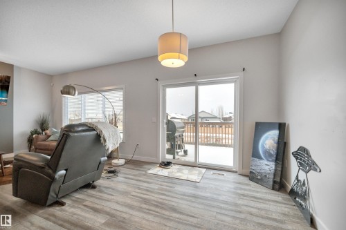 944 Berg Place, Leduc, AB - Indoor