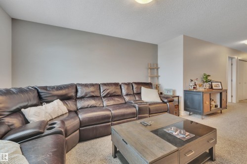 944 Berg Place, Leduc, AB - Indoor Photo Showing Living Room