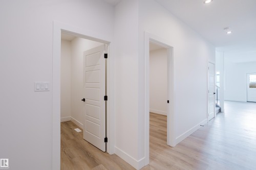 286 Munn Way, Leduc, AB - Indoor Photo Showing Other Room