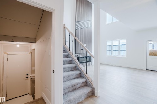 286 Munn Way, Leduc, AB - Indoor Photo Showing Other Room