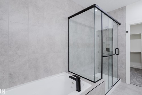 286 Munn Way, Leduc, AB - Indoor Photo Showing Bathroom