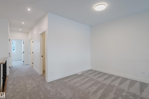 286 Munn Way, Leduc, AB - Indoor Photo Showing Other Room