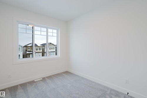 286 Munn Way, Leduc, AB - Indoor Photo Showing Other Room