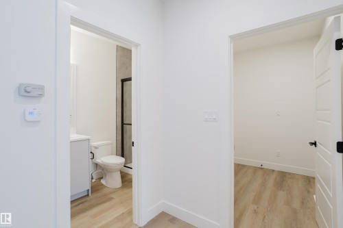 286 Munn Way, Leduc, AB - Indoor Photo Showing Other Room