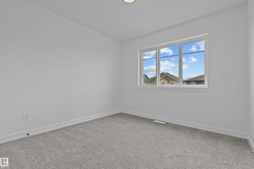 9905-9909 107 Avenue, Morinville, AB - Indoor Photo Showing Other Room