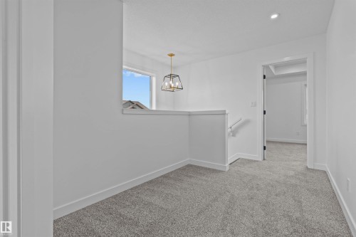 9905-9909 107 Avenue, Morinville, AB - Indoor Photo Showing Other Room