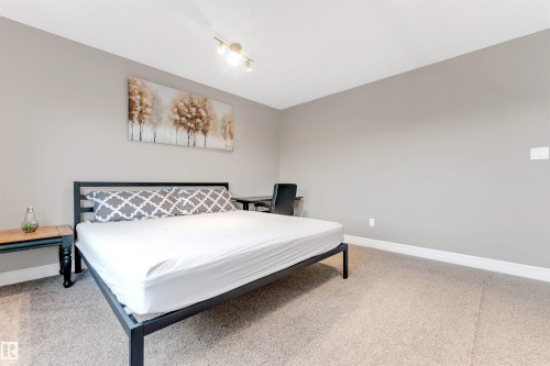 1347 Watt Drive, Edmonton, AB - Indoor Photo Showing Bedroom