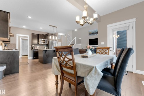 1347 Watt Drive, Edmonton, AB - Indoor Photo Showing Dining Room