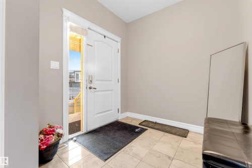 1347 Watt Drive, Edmonton, AB - Indoor Photo Showing Other Room