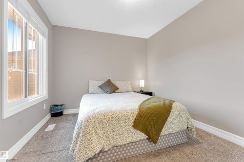1347 Watt Drive, Edmonton, AB - Indoor Photo Showing Bedroom
