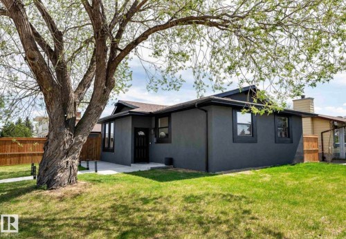 17327 106 Street, Edmonton, AB - Outdoor