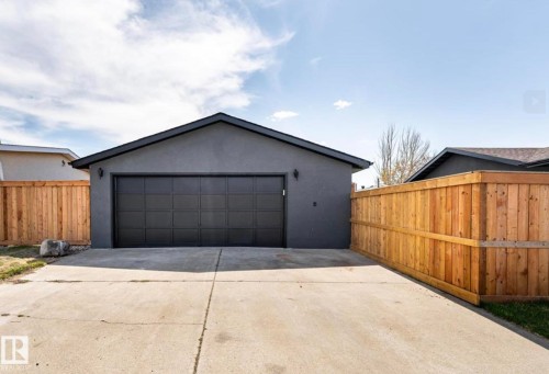 17327 106 Street, Edmonton, AB - Outdoor With Exterior