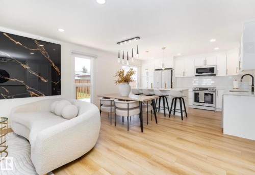 17327 106 Street, Edmonton, AB - Indoor Photo Showing Other Room