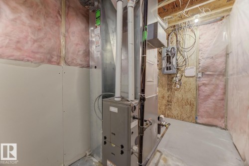 1820 34 Avenue, Edmonton, AB - Indoor Photo Showing Other Room