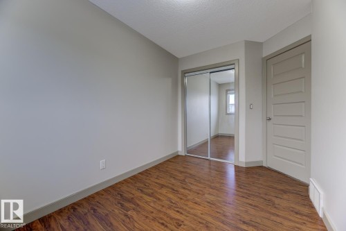 1820 34 Avenue, Edmonton, AB - Indoor Photo Showing Other Room