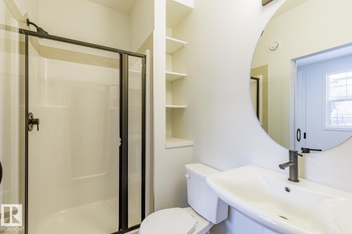 17537 62A Street, Edmonton, AB - Indoor Photo Showing Bathroom