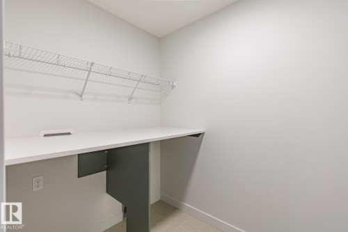 17537 62A Street, Edmonton, AB - Indoor With Storage