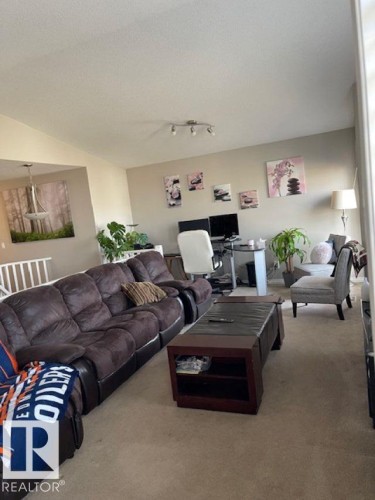 25 Woodbridge Link, Fort Saskatchewan, AB - Indoor