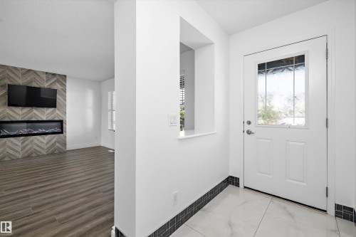 9852 217 Street Nw, Edmonton, AB - Indoor Photo Showing Other Room