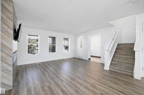 9852 217 Street Nw, Edmonton, AB - Indoor