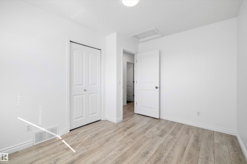 9852 217 Street Nw, Edmonton, AB - Indoor Photo Showing Other Room