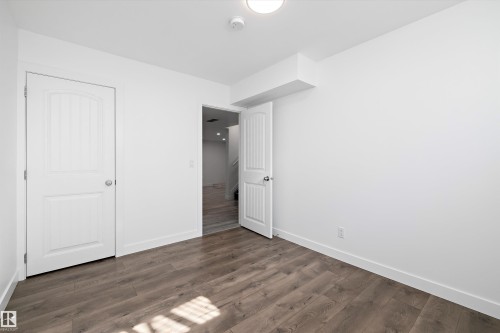 9852 217 Street Nw, Edmonton, AB - Indoor Photo Showing Other Room