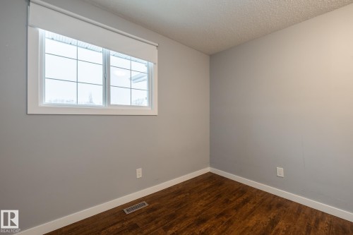15003 58 Street, Edmonton, AB - Indoor Photo Showing Other Room