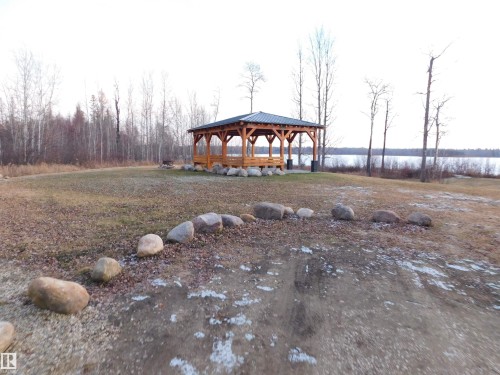152 5519 Twp Rd 550, Rural Lac Ste. Anne County, AB 