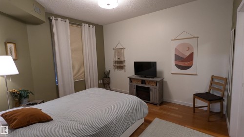 203 11140 68 Avenue, Edmonton, AB - Indoor Photo Showing Bedroom