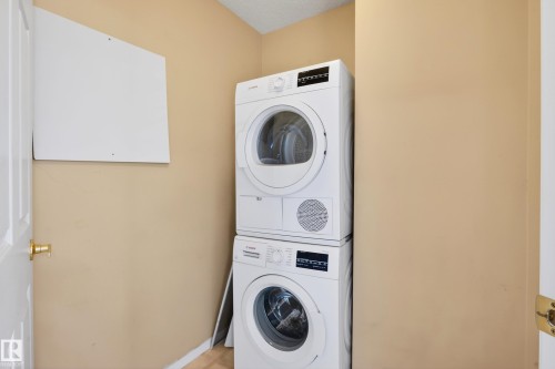 418 10403 98 Avenue, Edmonton, AB - Indoor Photo Showing Laundry Room