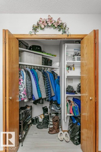 13020 157 Avenue Nw, Edmonton, AB - Indoor With Storage