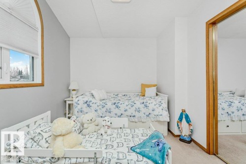 13020 157 Avenue Nw, Edmonton, AB - Indoor Photo Showing Bedroom