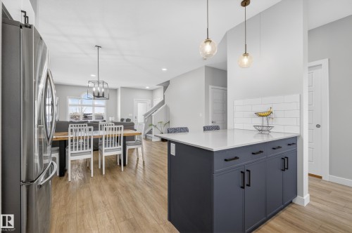 429 Pioneer Road, Spruce Grove, AB - Indoor