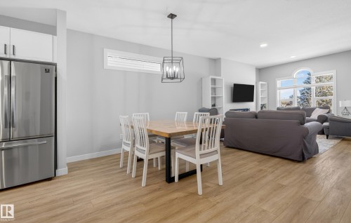 429 Pioneer Road, Spruce Grove, AB - Indoor