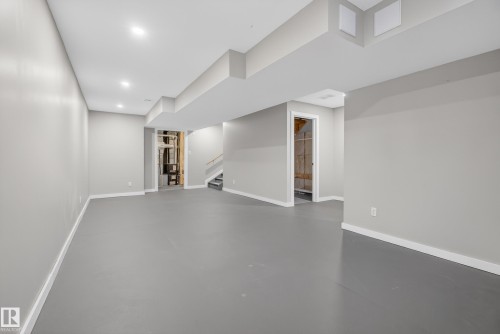 429 Pioneer Road, Spruce Grove, AB - Indoor