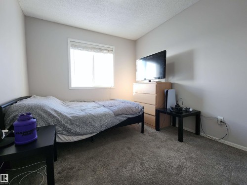 5424 204 Street, Edmonton, AB - Indoor Photo Showing Bedroom