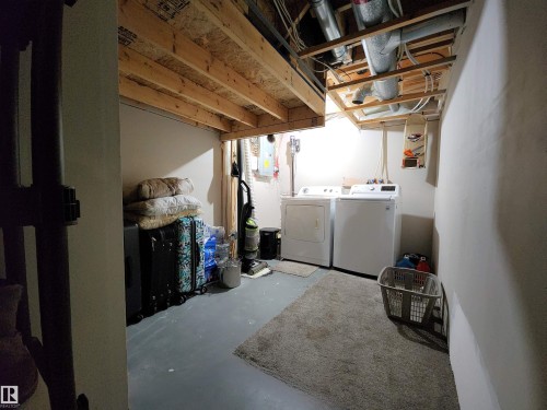 5424 204 Street, Edmonton, AB - Indoor Photo Showing Laundry Room