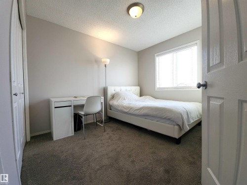 5424 204 Street, Edmonton, AB - Indoor Photo Showing Bedroom