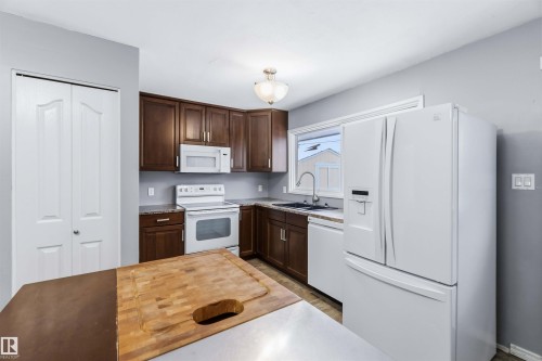 8114 160 Street, Edmonton, AB - Indoor Photo Showing Kitchen