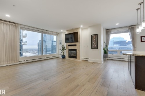 2801 10136 104 Street, Edmonton, AB 