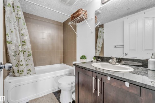 308 1080 Mcconachie Boulevard Nw, Edmonton, AB - Indoor Photo Showing Bathroom