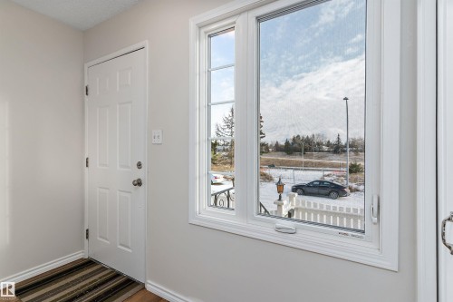 5020 147 Street, Edmonton, AB - Indoor Photo Showing Other Room