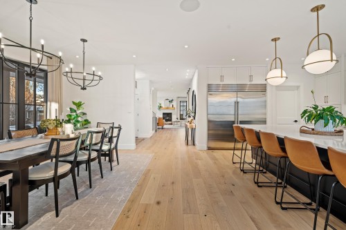13915 104 Avenue, Edmonton, AB - Indoor Photo Showing Dining Room