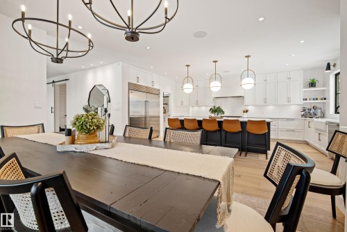 13915 104 Avenue, Edmonton, AB - Indoor Photo Showing Dining Room